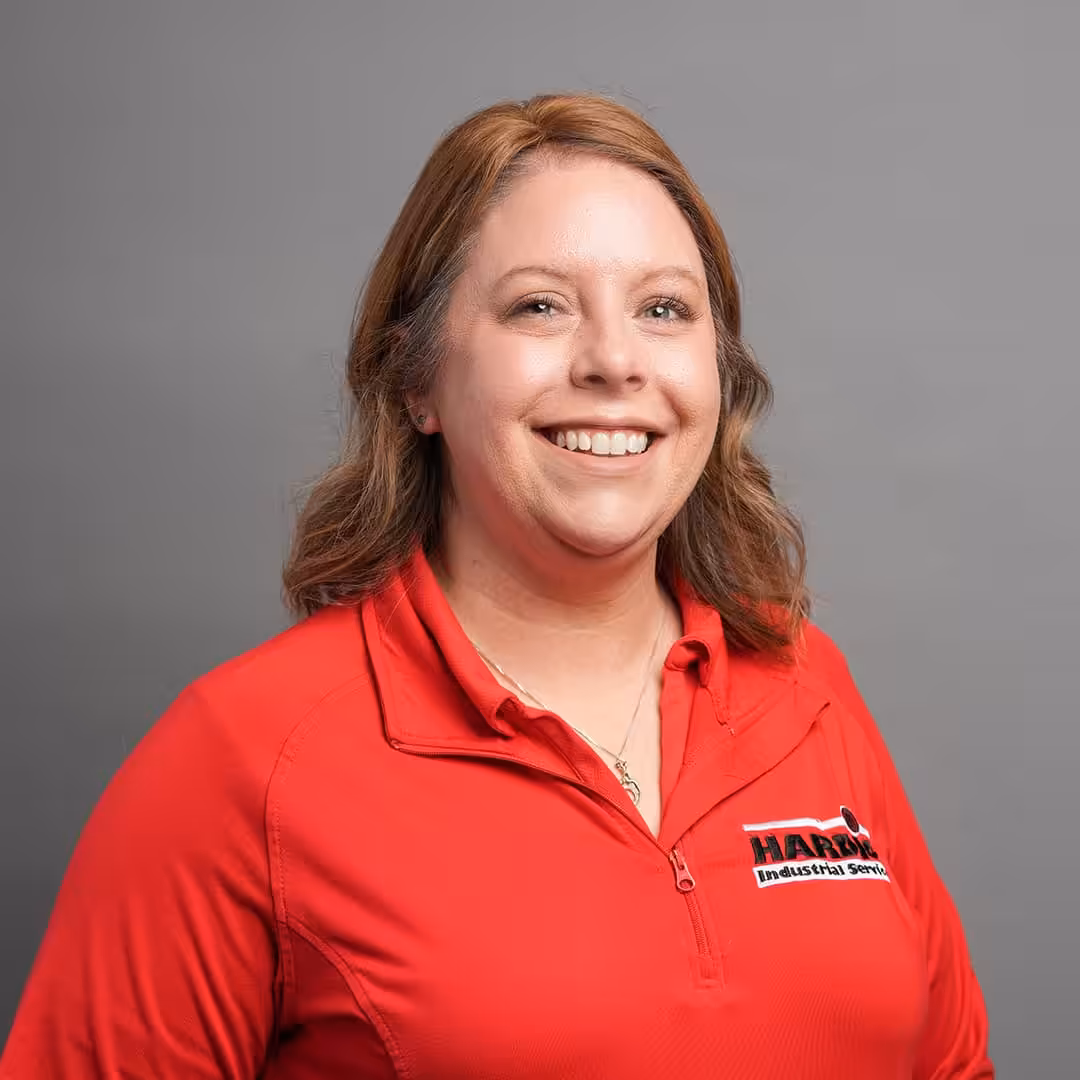 head shot of Erin Bechtold